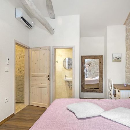 Sveti Lovreč Pazenatički Stone House Dijana Istria Sveti Lovrecヴィラ エクステリア 写真