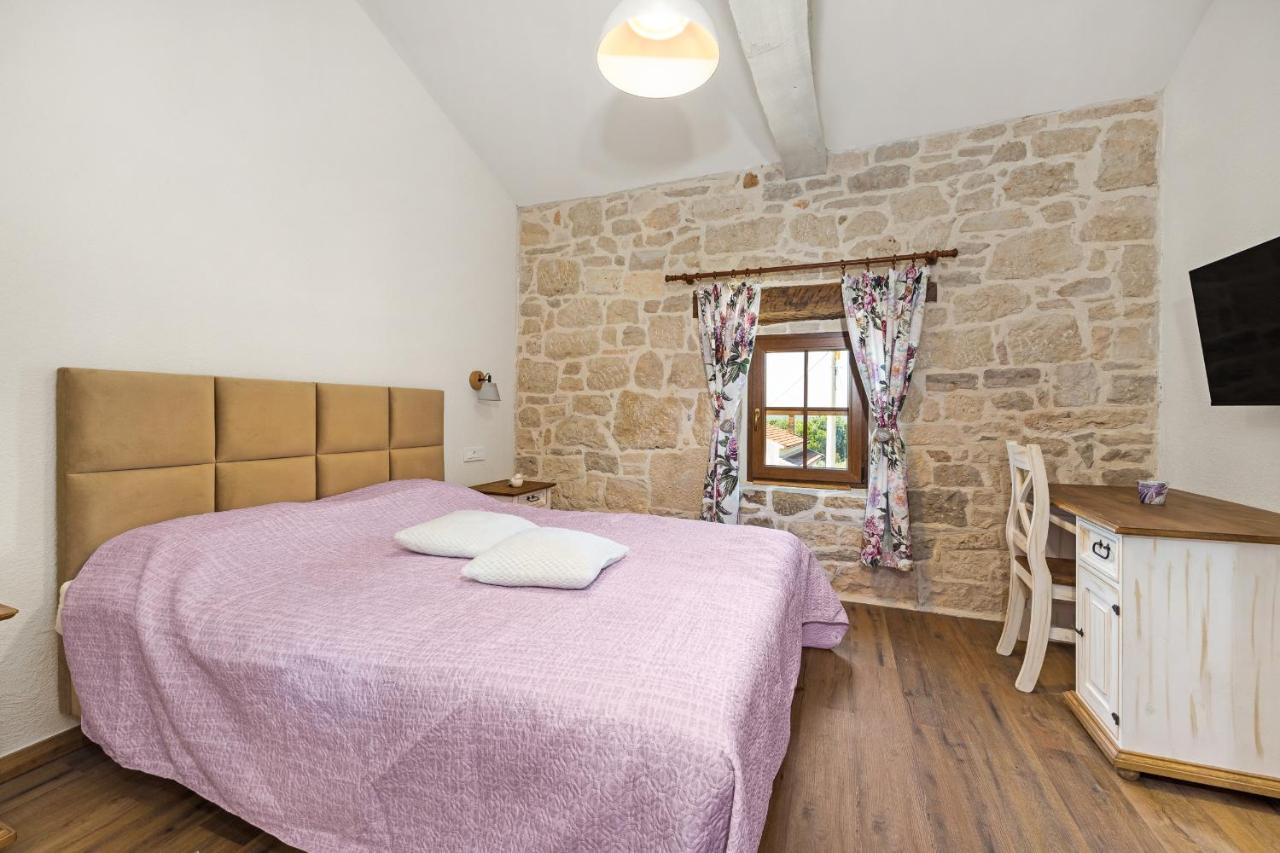 Sveti Lovreč Pazenatički Stone House Dijana Istria Sveti Lovrecヴィラ エクステリア 写真