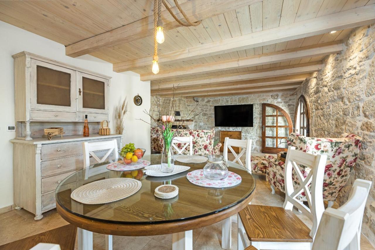Sveti Lovreč Pazenatički Stone House Dijana Istria Sveti Lovrecヴィラ エクステリア 写真
